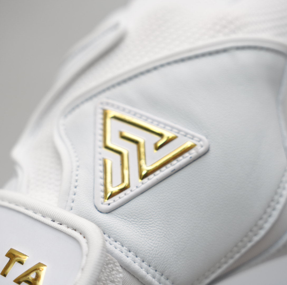 プレミアムモデル バッティンググローブ 【WHITE × GOLD】