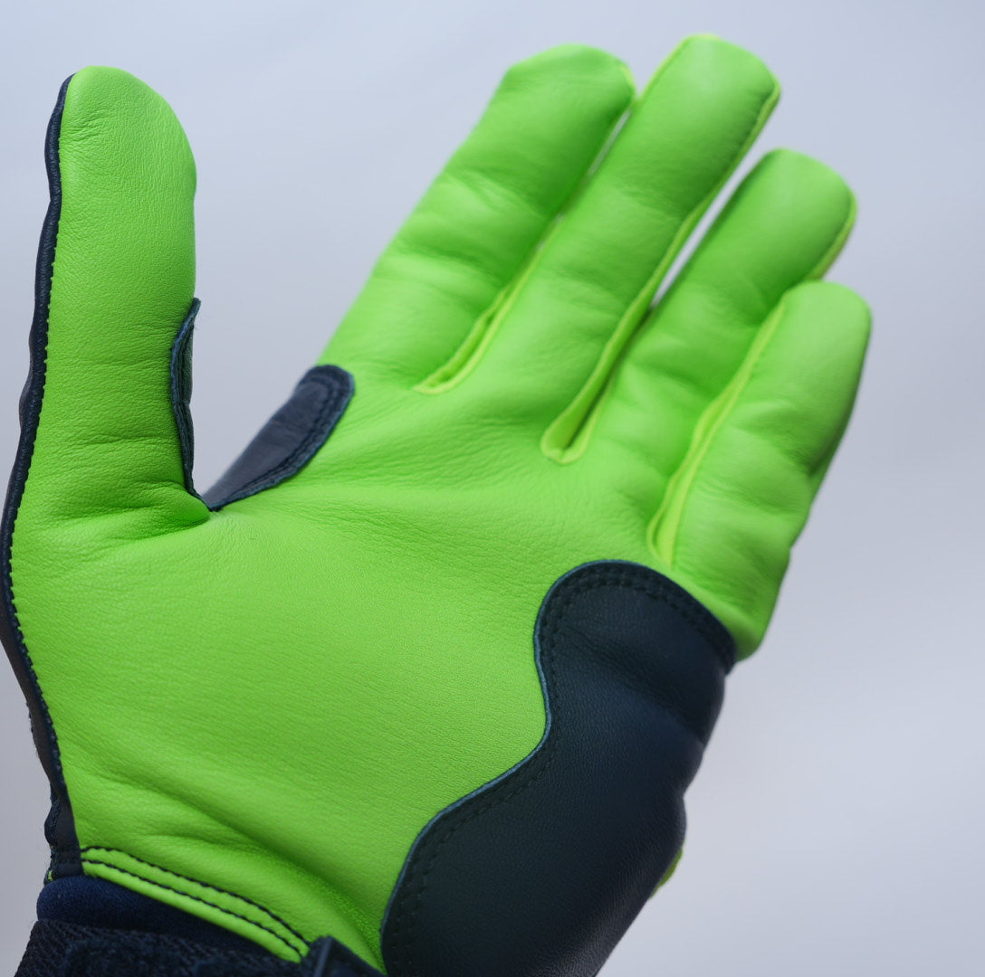 プレミアムモデル Wrist Lock バッティンググローブ【GRADATION / NAVY × NEON GREEN】