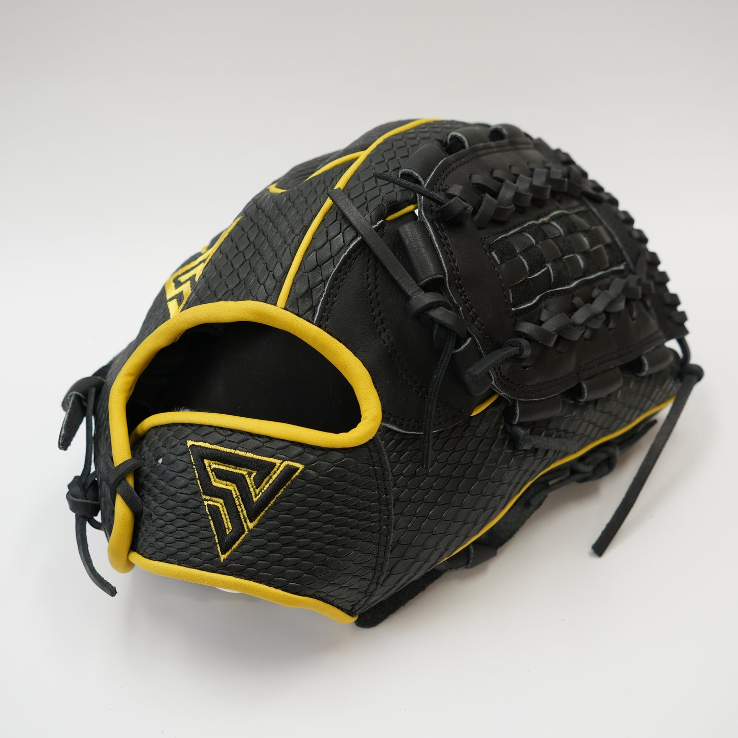 【即納品:型付け・送料無料】硬式/軟式兼用 V-6型 投手用グラブ